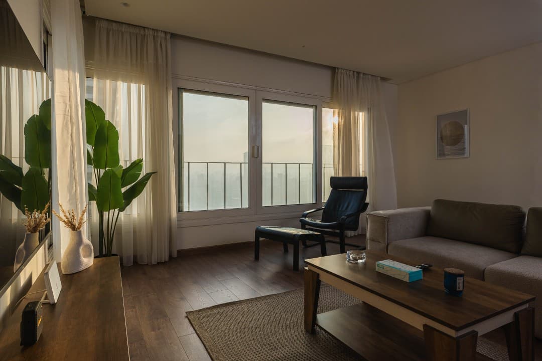 Nile-View | Luxe 1BR Apartment
