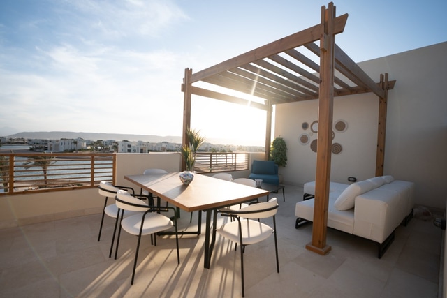 Shedwan Sky Loft | Rooftop Escape with Pool View
