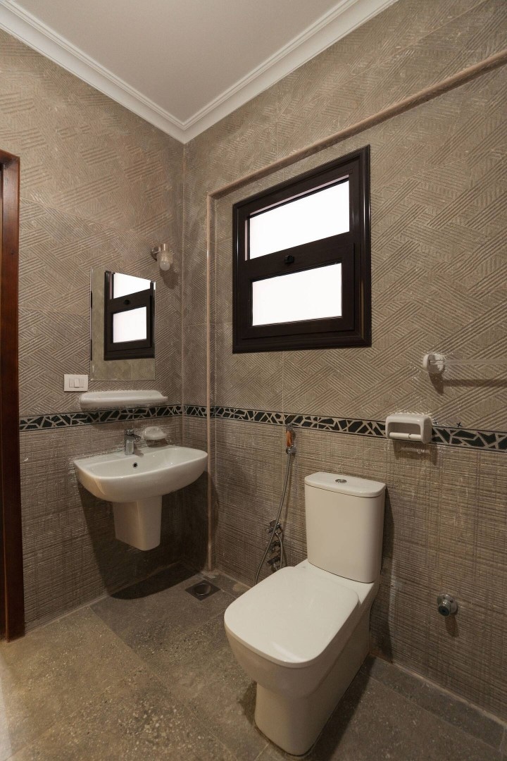 Spacious 3BR Apartment in Sheikh Zayed