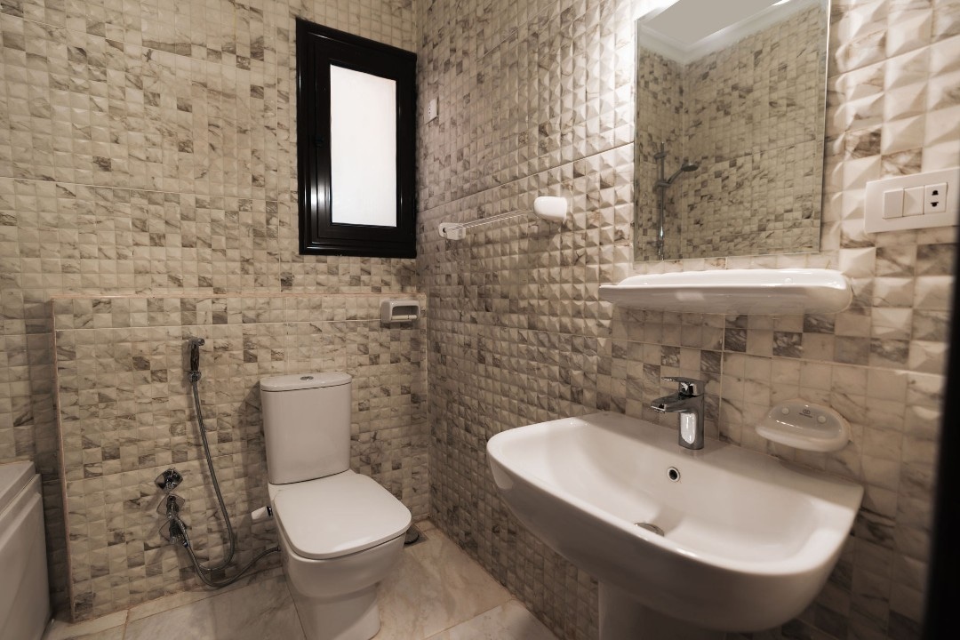 Spacious 3BR Apartment in Sheikh Zayed