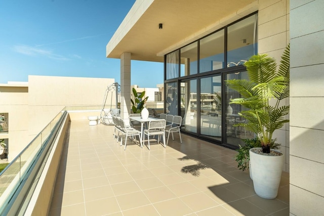 Spacious G-Cribs Penthouse | Expansive Terrace