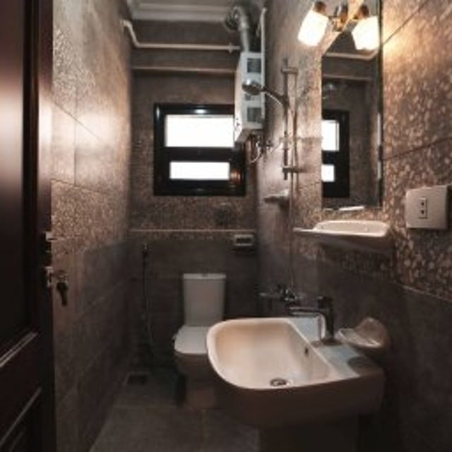 stylish 3BR Apartment in Sheikh Zayed