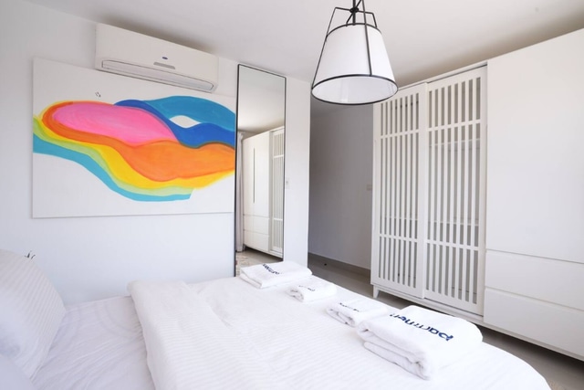 Modern apartment at G-Cribs