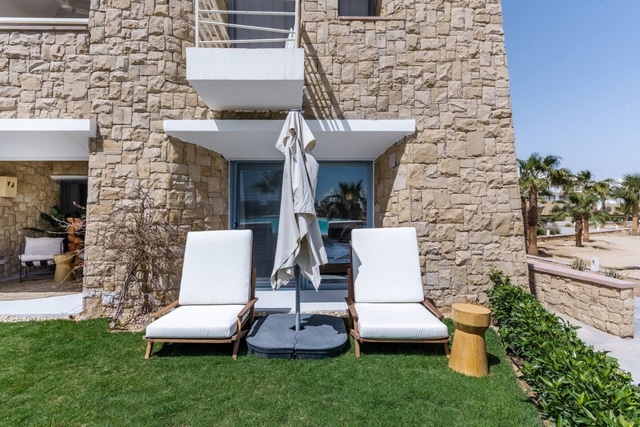 Tranquil Waterside Haven