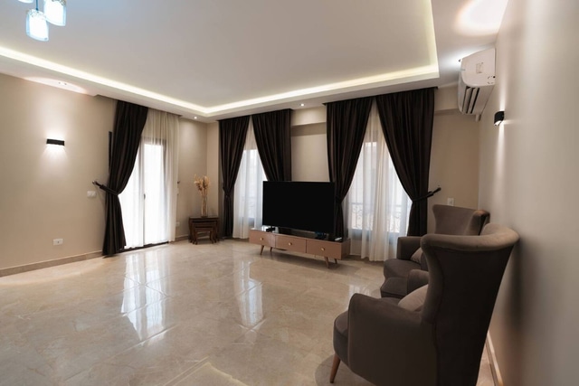 Prime 3BR Apartment in Sheikh Zayed