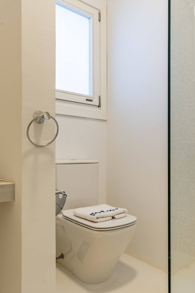 Tranquil Waterside Haven