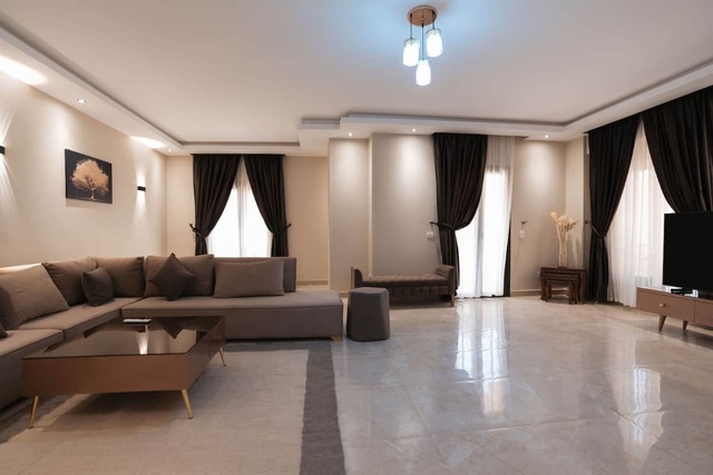 HomeAway Zayed – 3BR Apartment