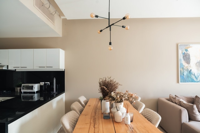 Spacious Lagoon View Villa At Joubal