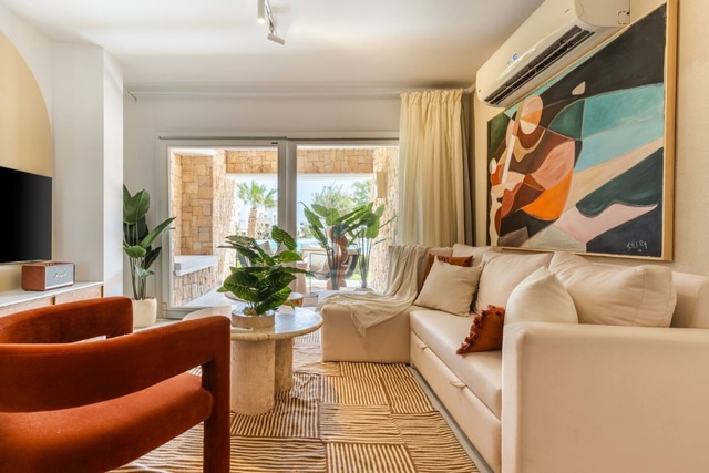 Tranquil Waterside Haven