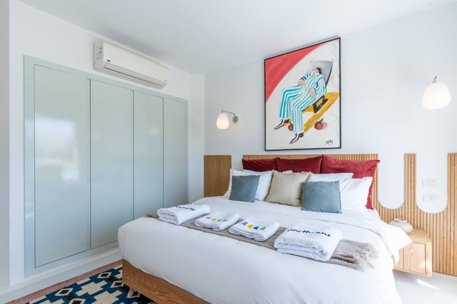 Tranquil Waterside Haven