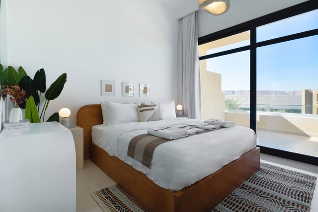 Spacious G-Cribs Penthouse | Expansive Terrace